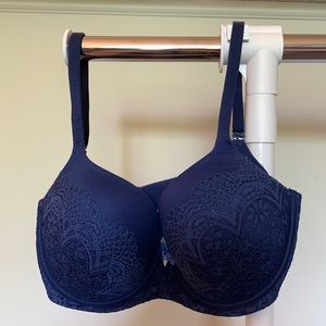 32DDD Victoria’s Secret Body by Victoria Lined Demi